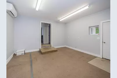 621 Oak Street, Paw Paw, MI 49079 - Photo 11