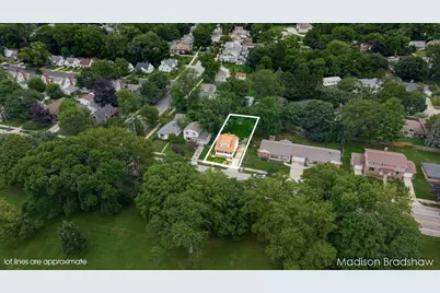 2070 Monroe Avenue NW, Grand Rapids, MI 49505 - Photo 45