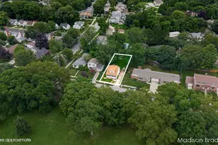 2070 Monroe Ave NW, Grand Rapids, MI 49505 - Photo 45