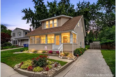 2070 Monroe Avenue NW, Grand Rapids, MI 49505 - Photo 1