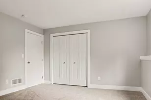 1367 S Village Cir, Kalamazoo, MI 49009 - Photo 25