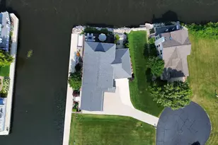 2545 Bay Pointe Dr, Saint Joseph, MI 49085 - Photo 53