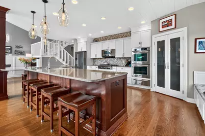 2545 Bay Pointe Drive, Saint Joseph, MI 49085 - Photo 15