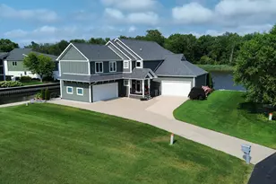 2545 Bay Pointe Dr, Saint Joseph, MI 49085 - Photo 41