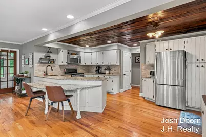 8181 Vergennes Street SE, Ada, MI 49301 - Photo 7