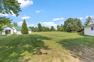 10681 Fillmore St, Zeeland, MI 49464 - Photo 11