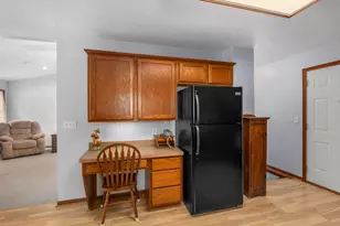 1121 Durango Dr, Lansing, MI 48917 - Photo 5