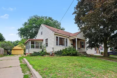 2121 Collingwood Avenue SW, Wyoming, MI 49519 - Photo 3