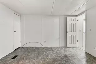 67663 Co Rd 388, South Haven, MI 49090 - Photo 17