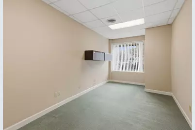 111 Days Avenue, Buchanan, MI 49107 - Photo 11