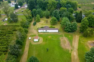 46894 72nd St, Watervliet, MI 49098 - Photo 85