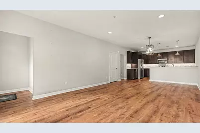 5527 Arbor Chase Drive, Ann Arbor, MI 48103 - Photo 9