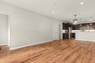 5527 Arbor Chase Dr, Ann Arbor, MI 48103 - Photo 9