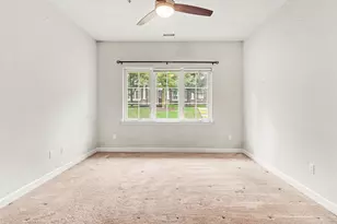 5527 Arbor Chase Dr, Ann Arbor, MI 48103 - Photo 19