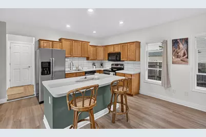 637 Leonard Street NE, Grand Rapids, MI 49503 - Photo 21
