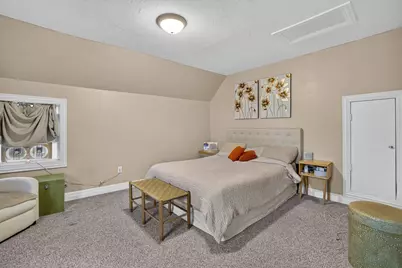 637 Leonard Street NE, Grand Rapids, MI 49503 - Photo 15