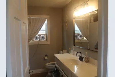 637 Leonard Street NE, Grand Rapids, MI 49503 - Photo 5