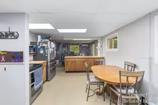 817 W Kirby Rd, Battle Creek, MI 49017 - Photo 15