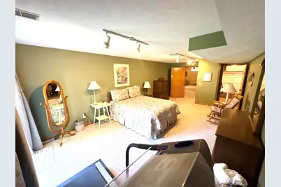 4729 Kenowa Avenue SW, Grandville, MI 49418 - Photo 45