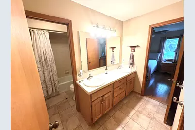 4729 Kenowa Avenue SW, Grandville, MI 49418 - Photo 33