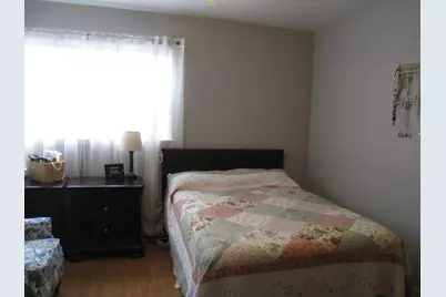 1049 W Summit Avenue, Muskegon, MI 49441 - Photo 11