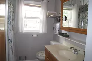 1049 W Summit Ave, Muskegon, MI 49441 - Photo 15