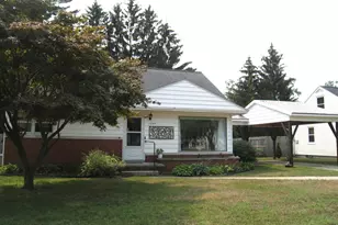 1049 W Summit Ave, Muskegon, MI 49441 - Photo 1