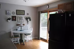 1049 W Summit Ave, Muskegon, MI 49441 - Photo 9