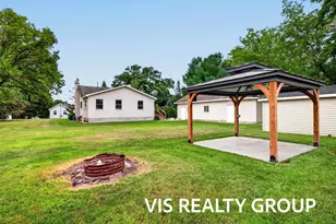 125 E Jefferson St, Newaygo, MI 49337 - Photo 5