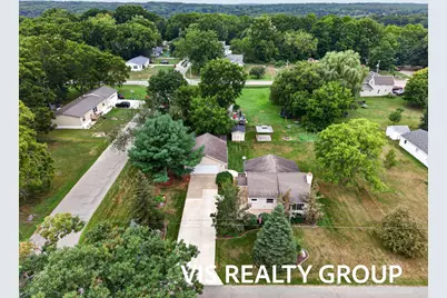 125 E Jefferson Street, Newaygo, MI 49337 - Photo 3
