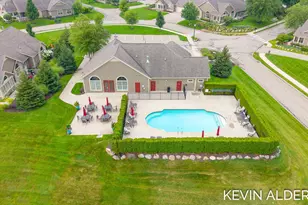 1229 Waterwalk Dr, Holland, MI 49423 - Photo 65