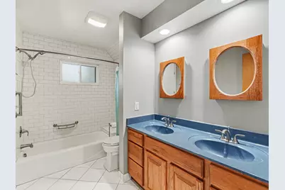 2004 Suffolk Avenue, Ann Arbor, MI 48103 - Photo 15