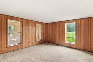 8857 Beeman Rd, Chelsea, MI 48118 - Photo 15