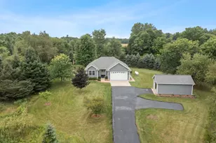 1746 Rowden Dr, Hastings, MI 49058 - Photo 1