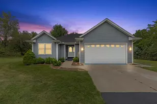 1746 Rowden Dr, Hastings, MI 49058 - Photo 3