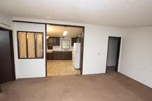 318 S East St, Cassopolis, MI 49031 - Photo 5