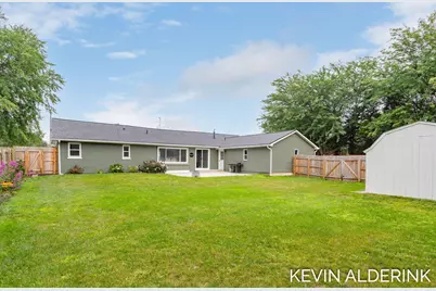 1738 92nd Avenue, Zeeland, MI 49464 - Photo 3