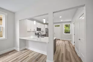 411 Fuller Ave SE, Grand Rapids, MI 49506 - Photo 9