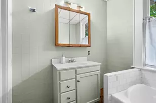 650 N Kalamazoo St, Paw Paw, MI 49079 - Photo 17