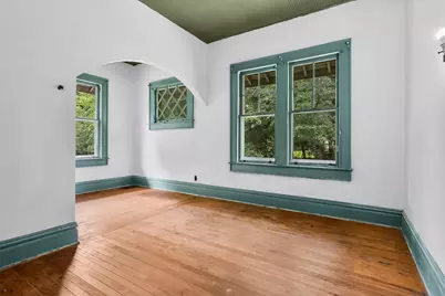 650 N Kalamazoo Street, Paw Paw, MI 49079 - Photo 15