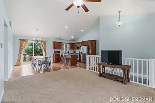 11356 Greenly St, Holland, MI 49424 - Photo 9