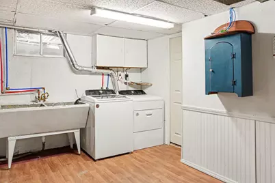 249 S 20th Street S, Battle Creek, MI 49015 - Photo 17