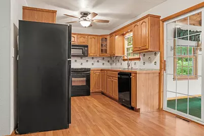 249 S 20th Street S, Battle Creek, MI 49015 - Photo 5