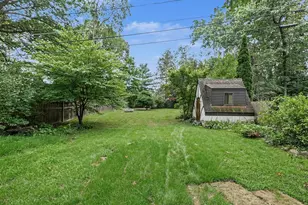 903 Briarcliff Rd, Jackson, MI 49203 - Photo 5