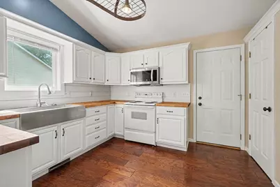 8165 Black Forest Drive, Portage, MI 49002 - Photo 5