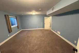 4207 Sand Valley Dr NE, Rockford, MI 49341 - Photo 7