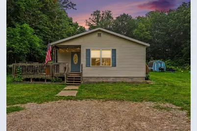 221 Lowe Street, Allegan, MI 49010 - Photo 3