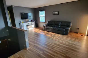 512 Faircrest Ave NW, Grand Rapids, MI 49534 - Photo 9