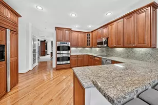 44742 Broadmoor Cir N, Northville, MI 48168 - Photo 15
