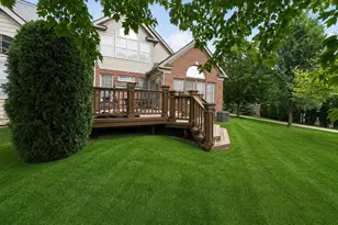 44742 Broadmoor Cir N, Northville, MI 48168 - Photo 43